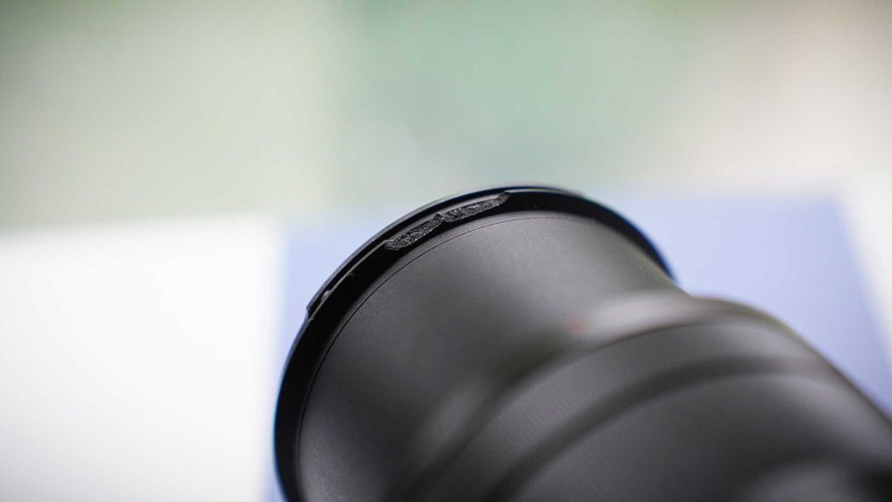 Об'єктив Sony Zeiss E 16-70 F4