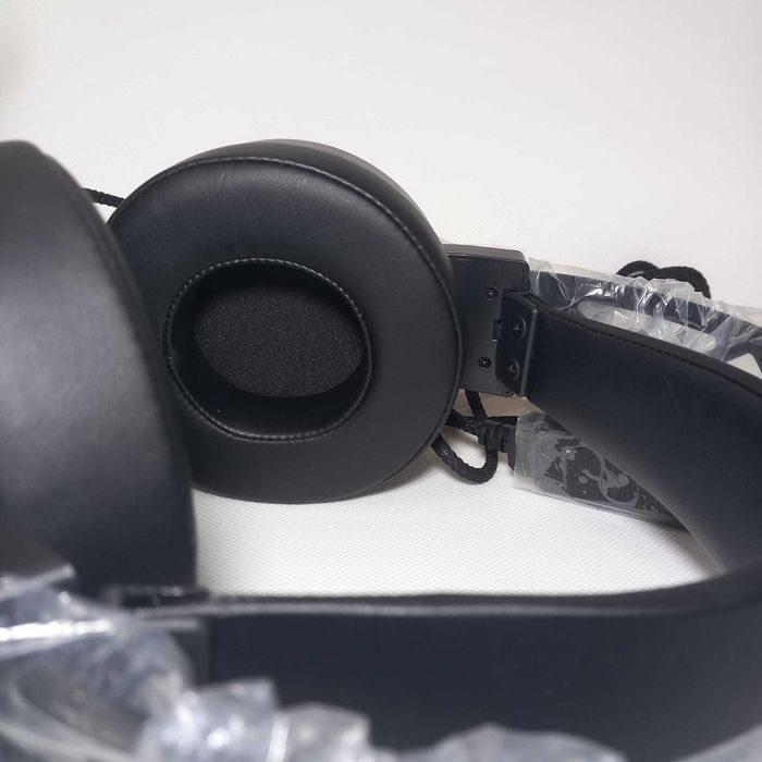 Headset Berserker Gaming RGB 7.1 Tempest PC/PS4/PS5