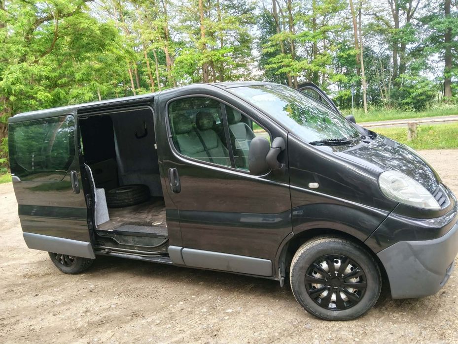 Trafic ll  2.0dci  2012 rok