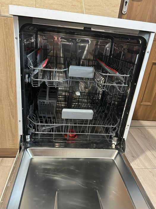 Sprzedam zmywarkę Sharp!