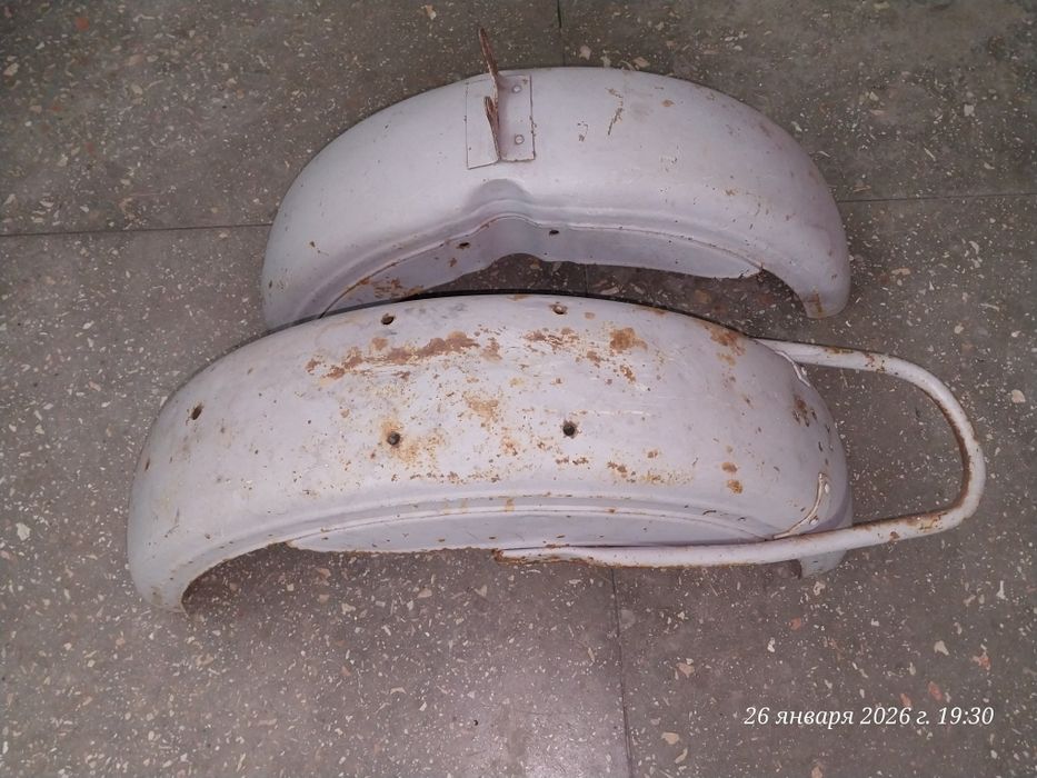 Крыло перед зад Урал новое