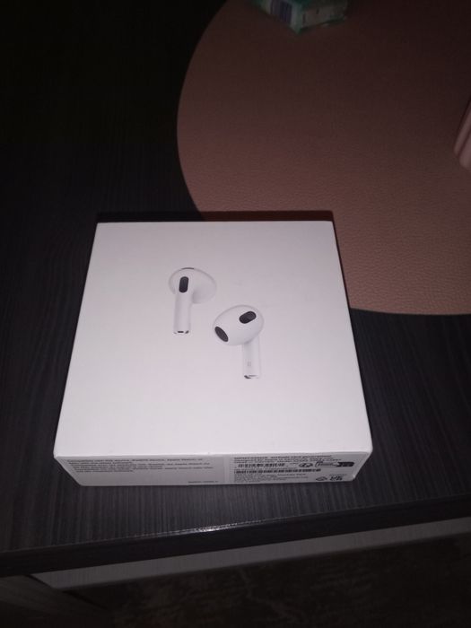 AirPods 4 gen z ANC -  IDEALNY stan, airpods do iPhone