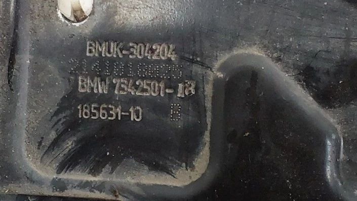 Apoio / Suporte Otica / Farol BMW X1 (F48)