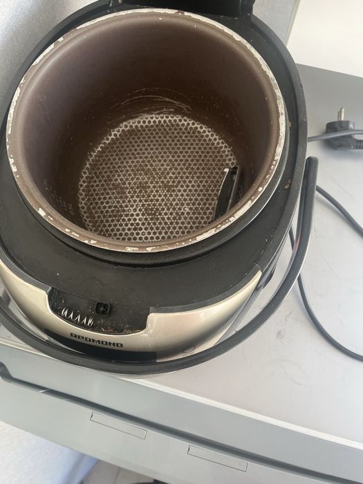 Мультіварка redmont RMC-M150