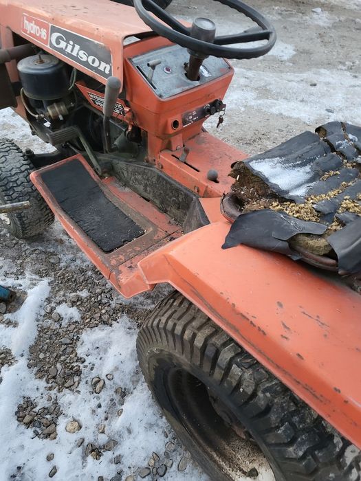 Kosiarka Traktorek Ogrodniczy Gilson Hydro 86