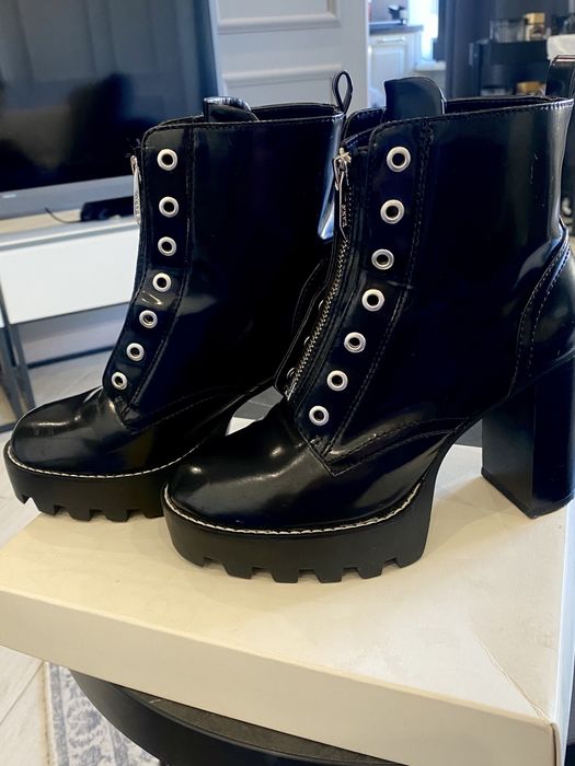 Продам ботильоны . Zara