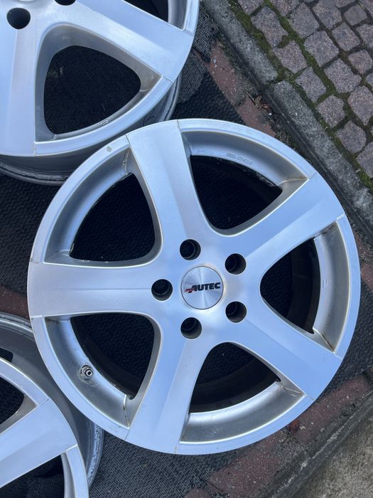 Koła zimowe 215/60 R17 Hyundai ix35 Tucson +TPMS+ NOWE opony 2024