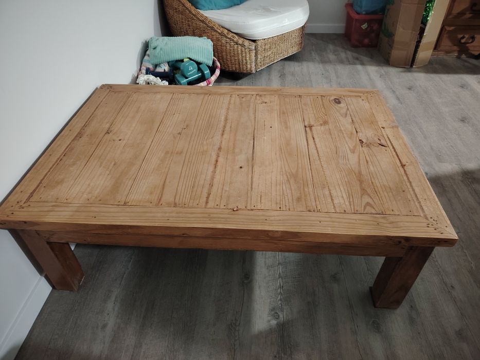 Mesa  de  Madeira