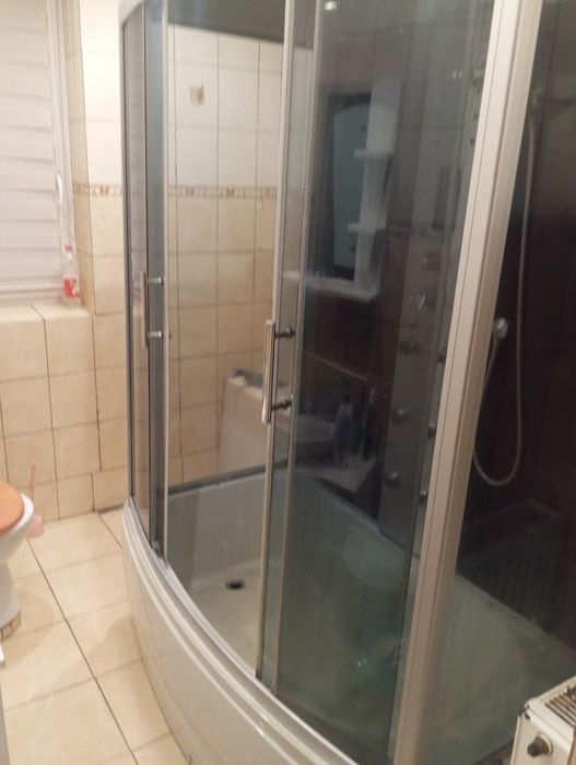 Kabina prysznicowa z hydromasażem