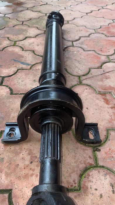 Продам  кардан          на        Мерседес 207-310 в зборі в хорошому