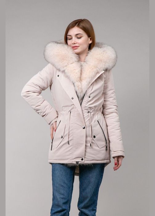 Парка жіноча пудра з Platinum Fox
