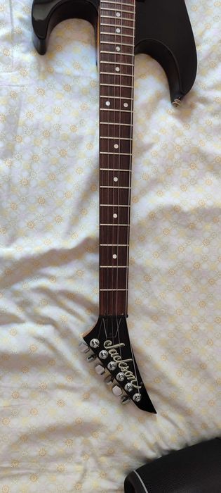 Guitarra Jackson JS1 – Bem usada – LEIA A DESCRIÇAO