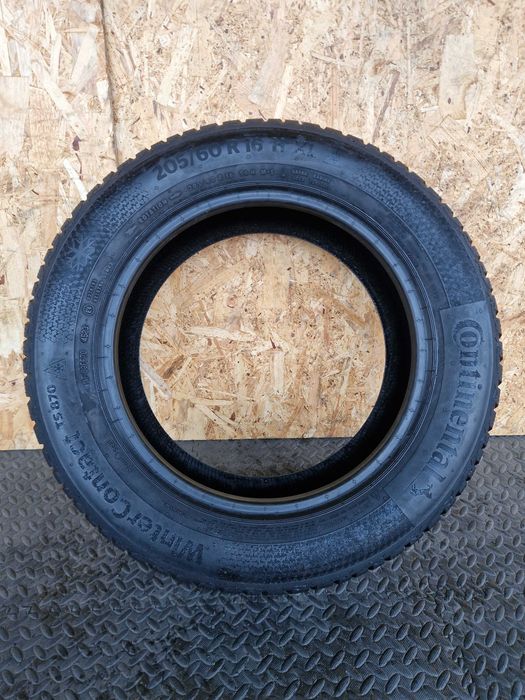 Opona zimowa 205/60/16 Continental WinterContact TS870