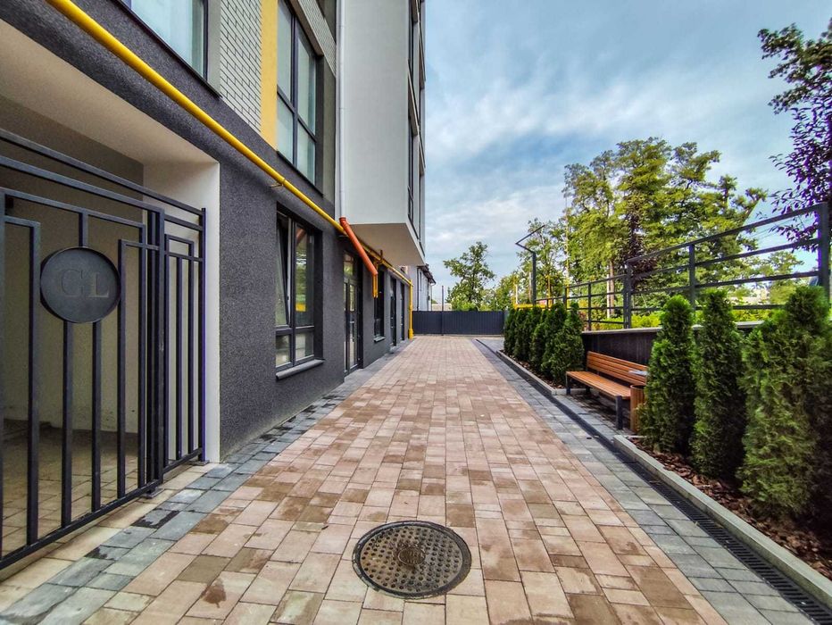 Приміщення з Террасою, 41,6 м2 в багатоквартирному ЖК,!