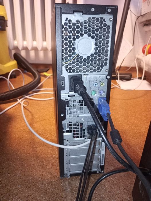 Komputer stacjonarny