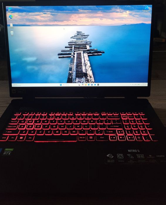 Laptop Acer Nitro  17 cali
