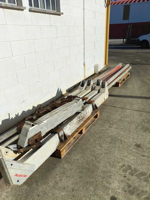 3 Estivas de fueiros em alumínio - Alucar