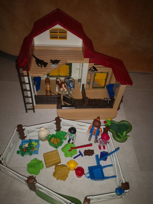 Playmobil Country 6927 stadnina koni kucyków komplet +gratis