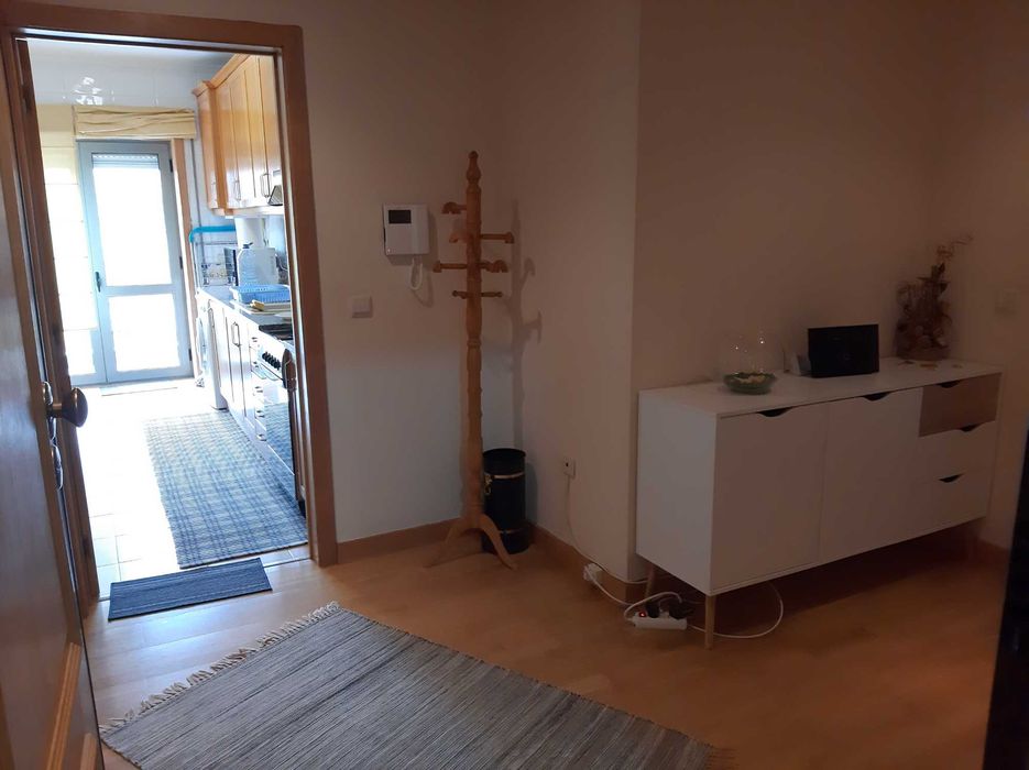quarto c/ casa banho privada para arrendar a estudantes em Aveiro