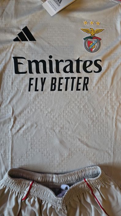 Conjunto Criança Benfica