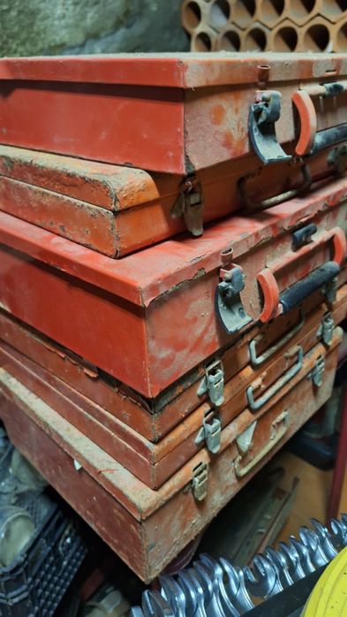 Material de mecânica variado