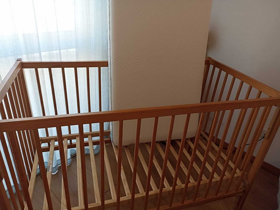 Cama de Grades e colchão