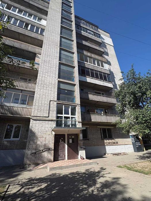 Продаж 4 кім. квартири у спокійному р-ні, вул. Раковського