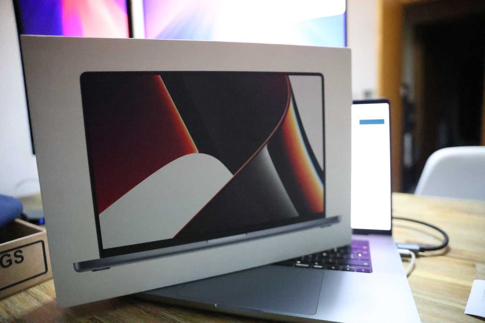 MacBook Pro 16" (2021) M1 Pro | 16 GB RAM | 512 GB SSD |Excelente Estado