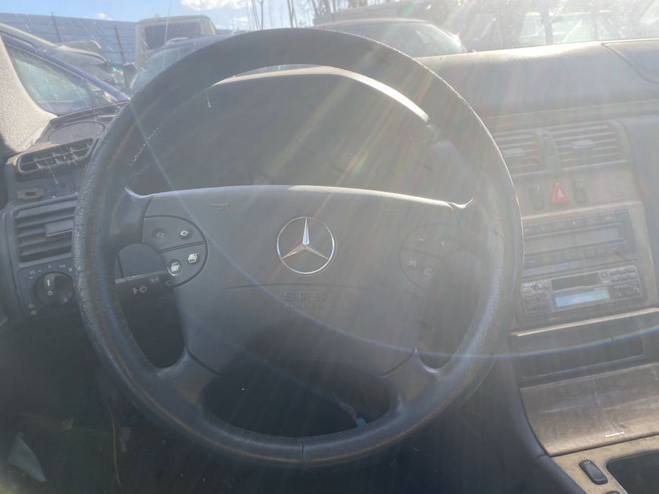 Peças Mercedes E270