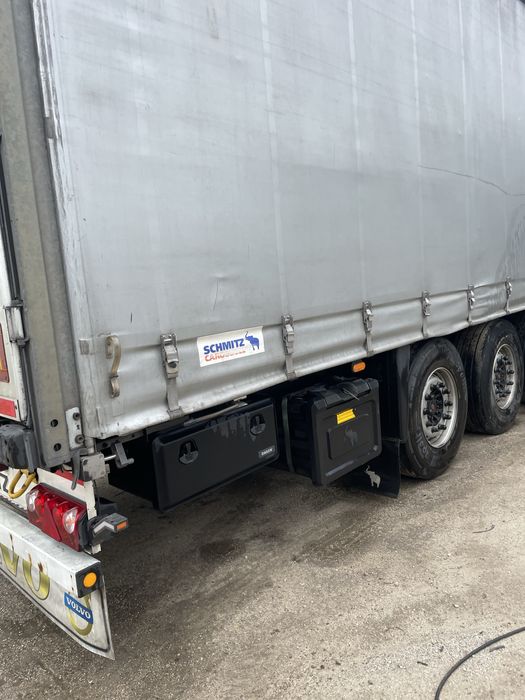 Напівпричіп Schmitz Cargobul