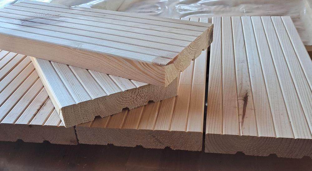 Deska tarasowa  Modrzew gr, 22mm i 28 mm x 150 mm
