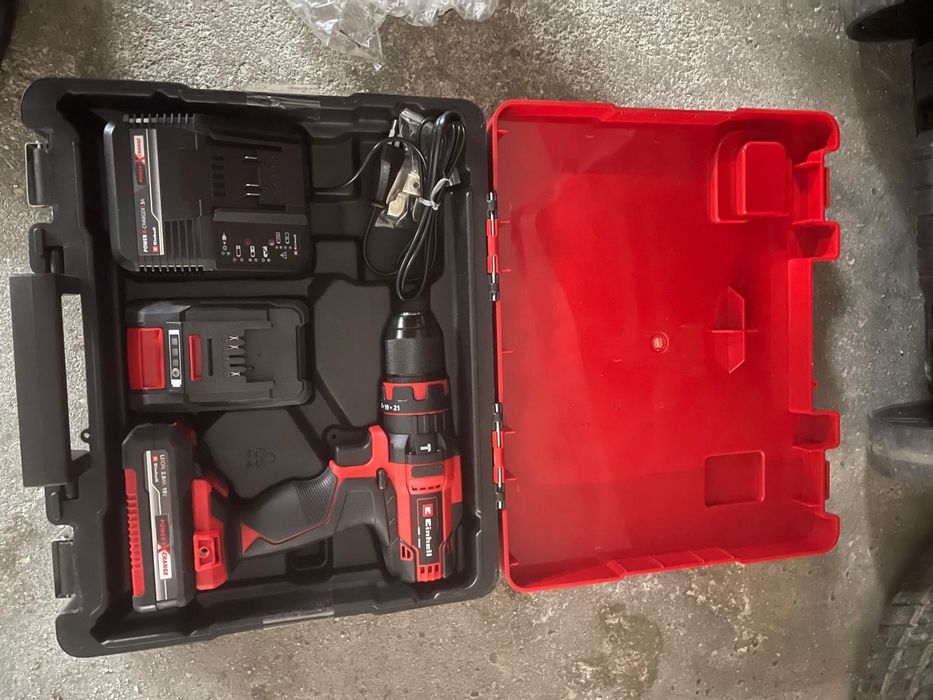 Aparafusadora 18 volts nova