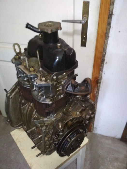 Silnik kompletny nieuzbrojony Fiat 126p  650 . Oryginał