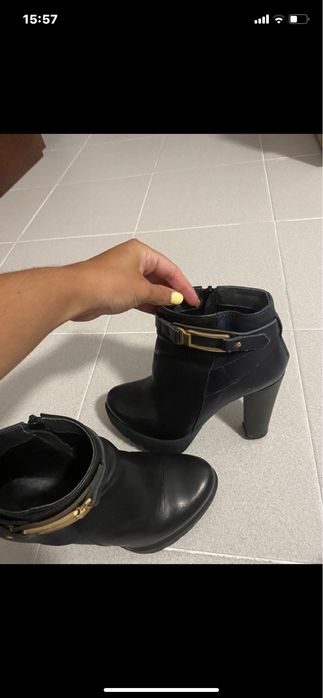 bota pele azul e preto