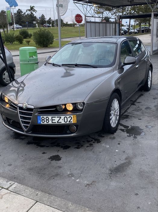 Vendo Alfa romeu 159 motor 1.9  8V  jtd