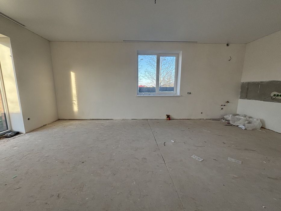 Будинок в топ локації за супер ціною