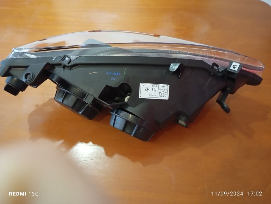 Farol Esq. Peugeot 307 Negro