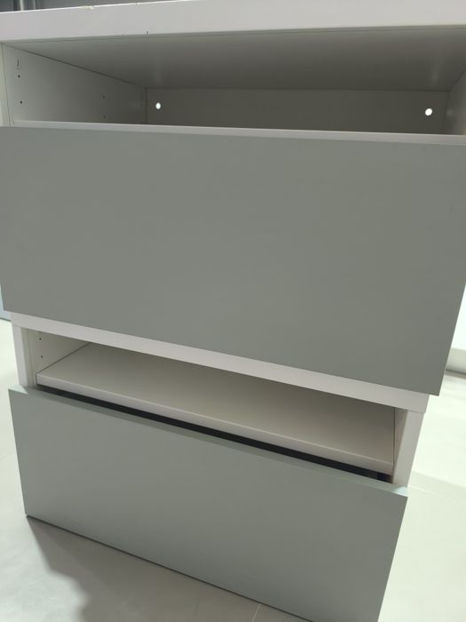 Módulo Besta IKEA (2 unidades/ 30 euros cada)