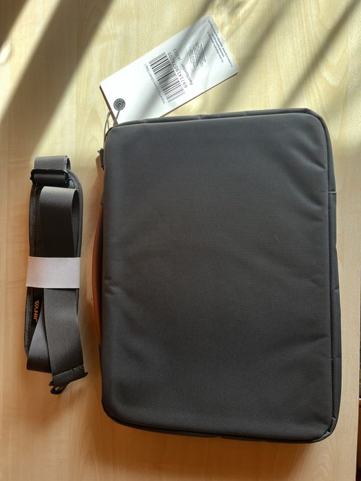 Etui na laptop JINYA 13”