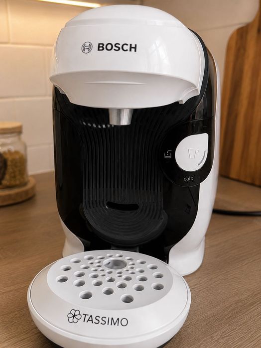 Капсульна кавомашина Bosch Tassimo Happy TAS114EGB (Великобританія)