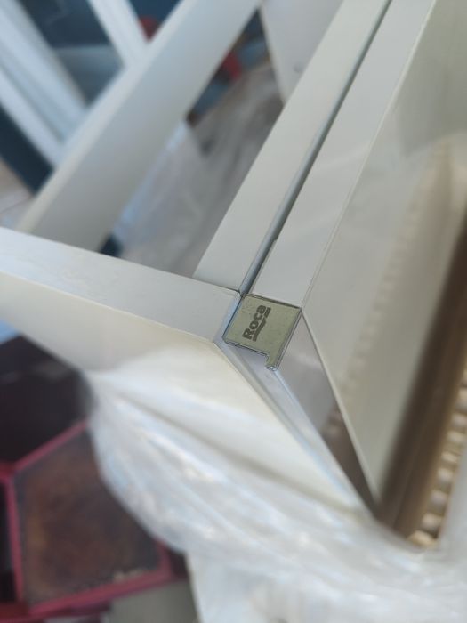 Móvel WC Roca - Não inclui lavatório nem torneira