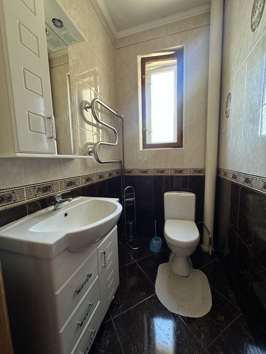 Терміновий продаж будинок з ремонтом все залишається ,ділянка 20 сотих