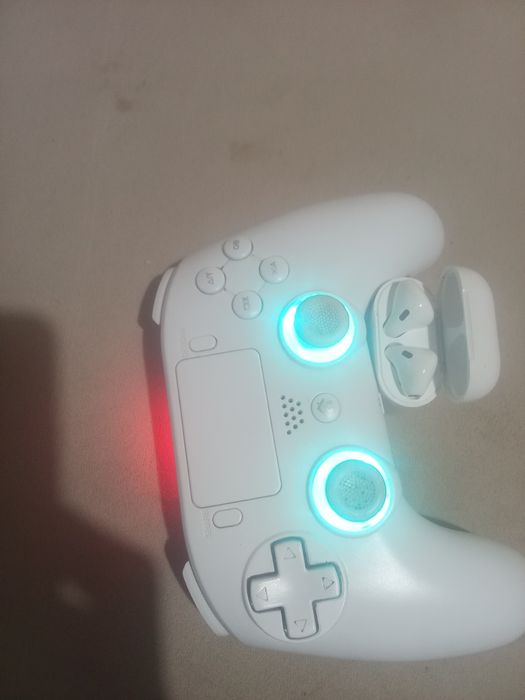 Comando de PS4 + Airpods usado e funcionando
