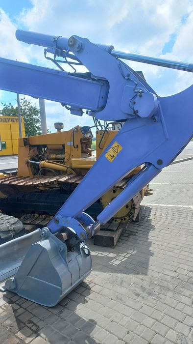 Экскаватор гусеничный Hitachi EX55UR-3