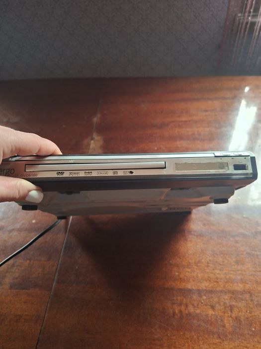 Двд і тюнер (одним лотом)