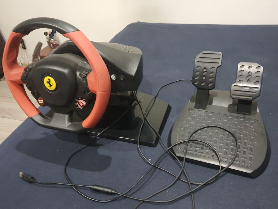 Kierownica do konsoli thrustmaster ferrari 458 spider