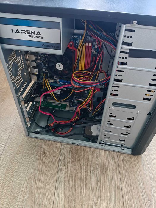 Комп'ютер для міні серверу