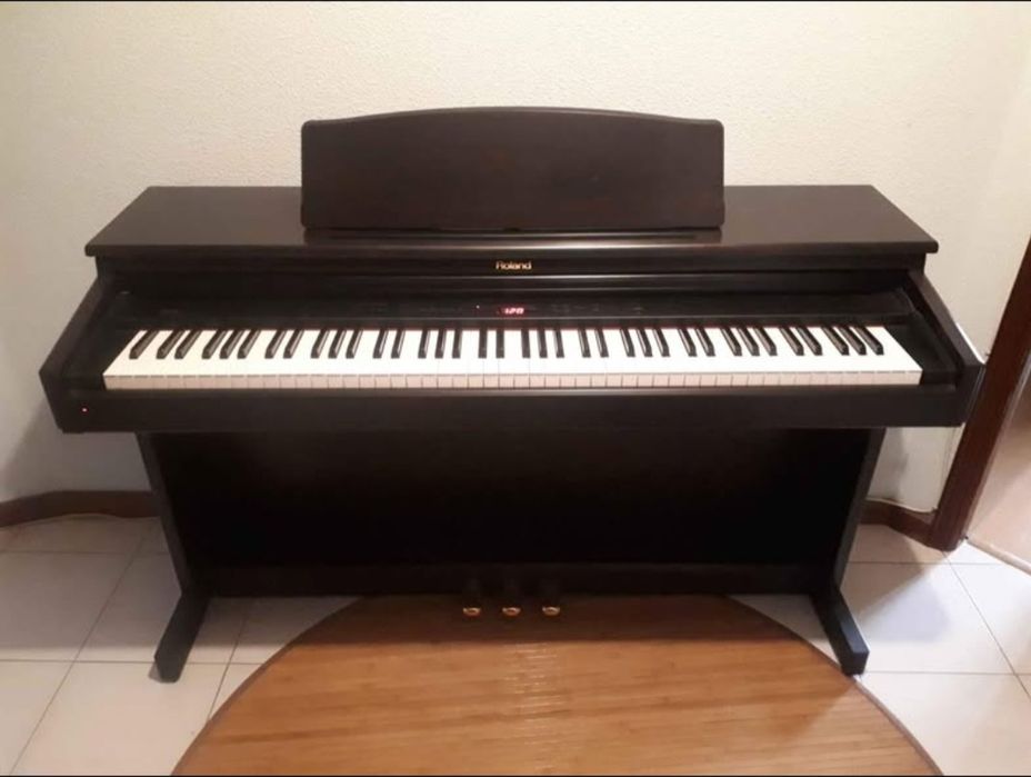 Piano Roland Digital