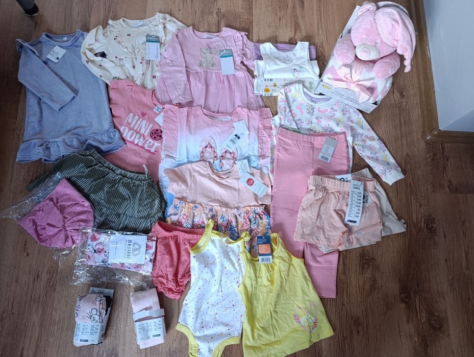 23 szt!Nowa paczka ubranek,uwaga!bez kocyk+miś Smiki dziewczynka