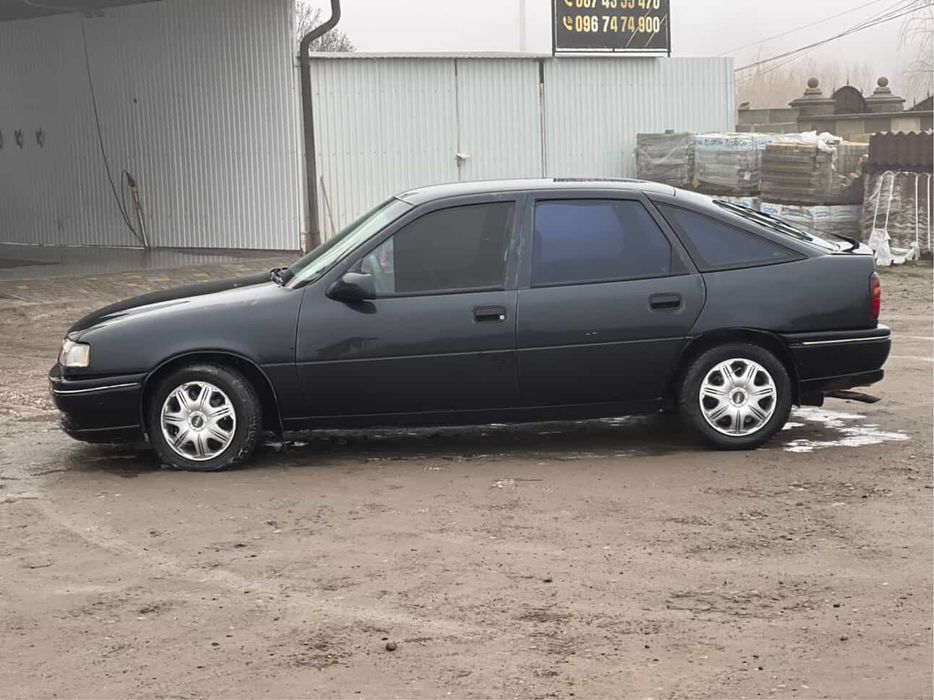 Opel vectra A 1.8 газ/бенз